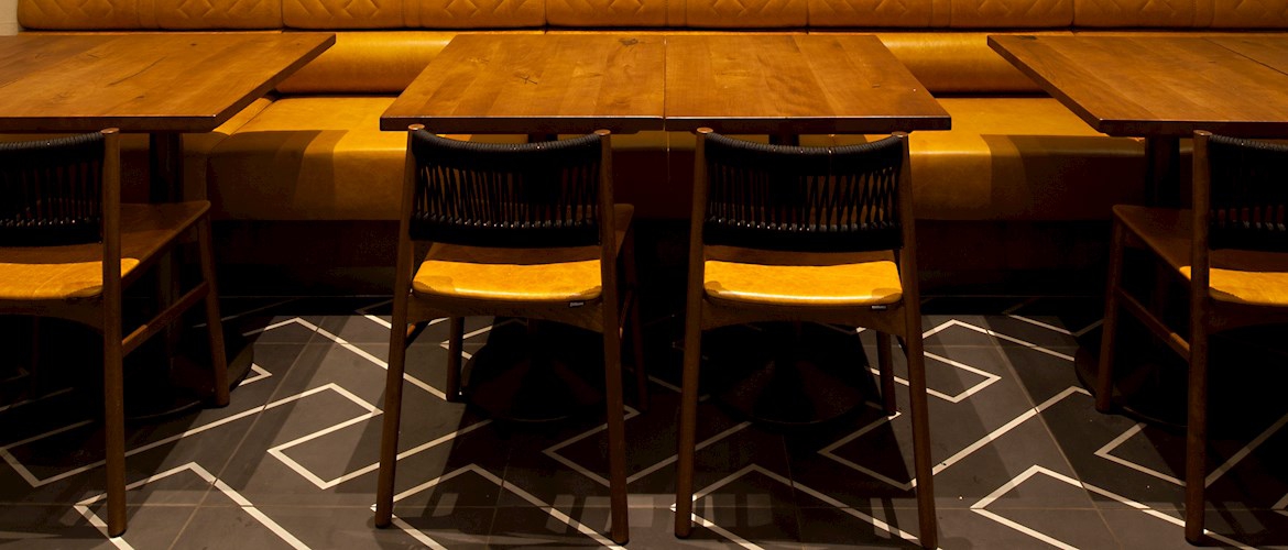 nandos chairs