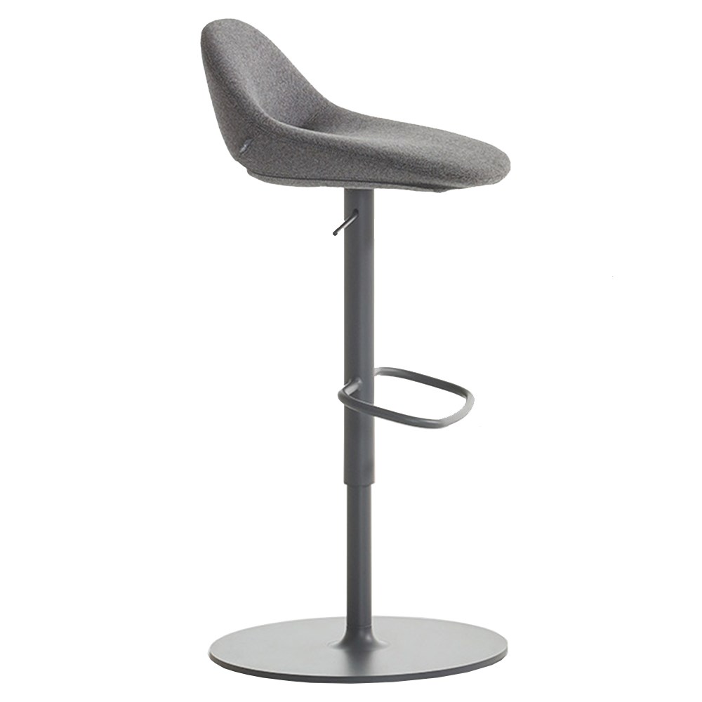 Pedestal counter outlet stools